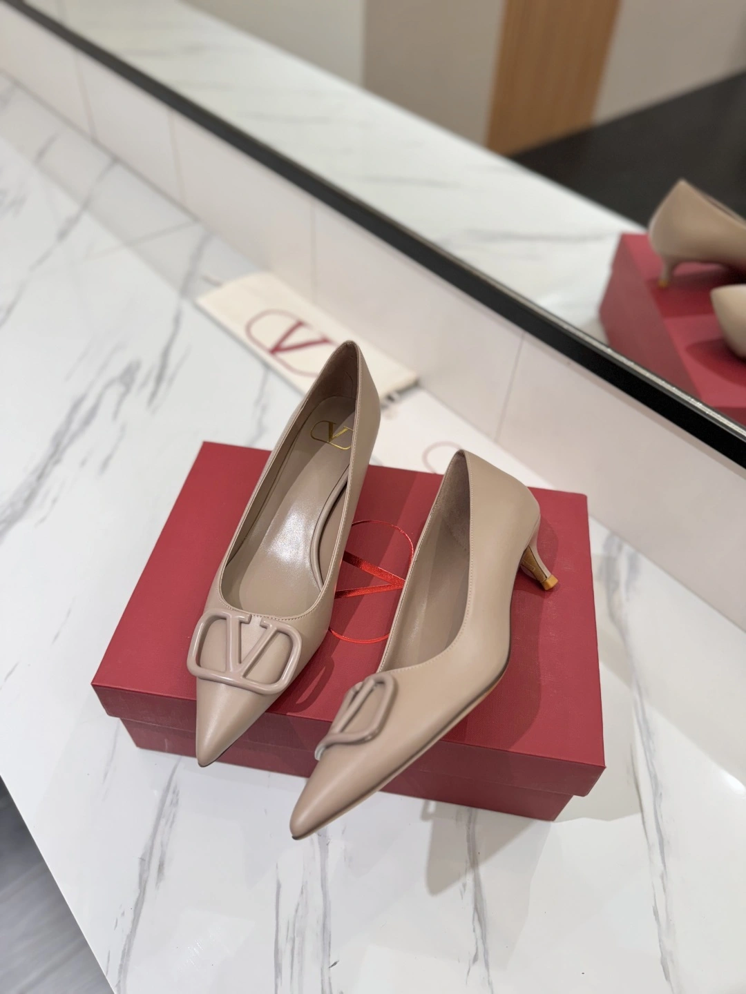 COCO-- V1859ti9o 1W2S0EN0MZFP45 Heel height：4.5CM goatskin Calfskin item:E-X138C3026